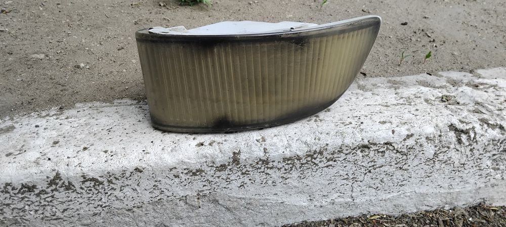 Туманка Toyota Windom