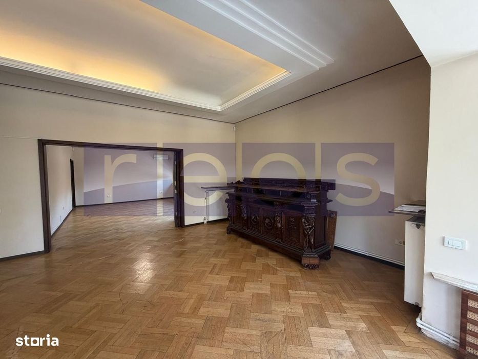 Vanzare Apartament Deosebit 5 Camere | 221Mp  | Blv Lascar Catargiu |