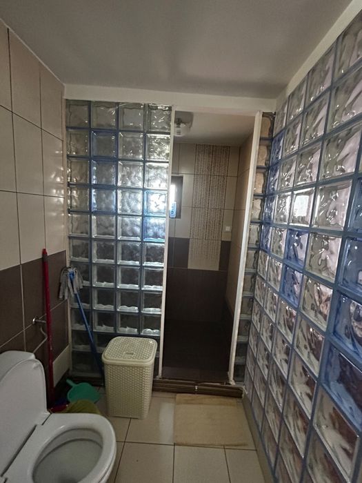 Proprietar inchiriez apartament cu 2 camere, decomandat , zona Odobescu