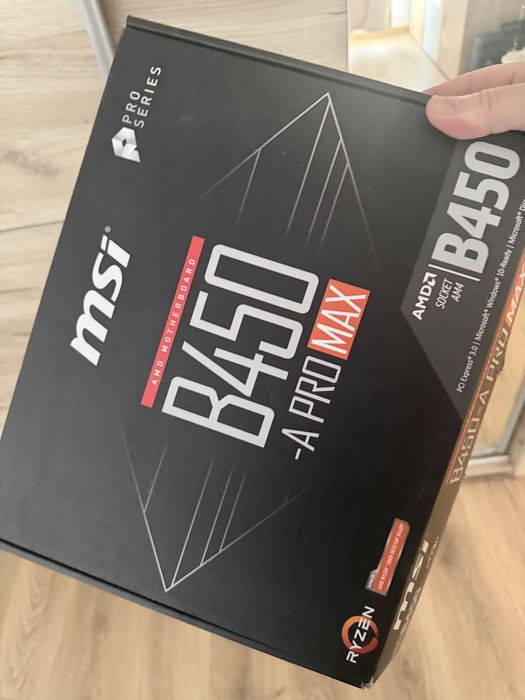 placa de baza semi-echipata