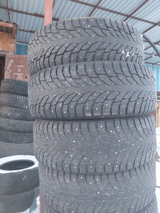 Продам шины комплек