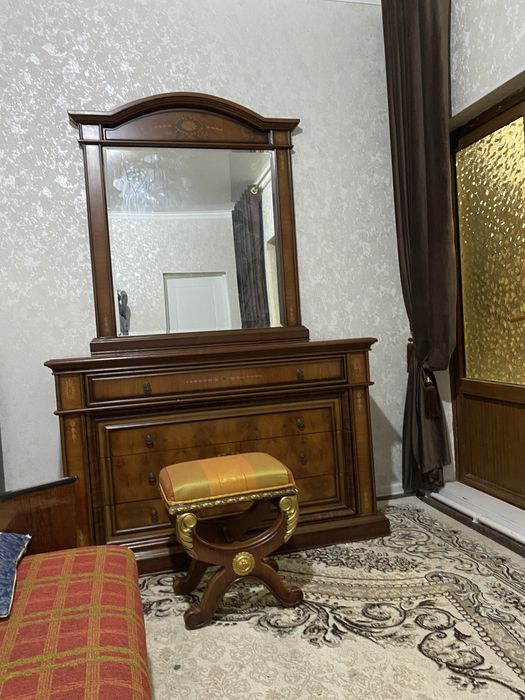 Fabrichniy mebel holati idalniy holatda