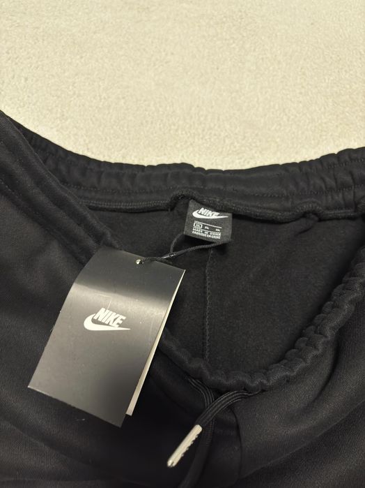 Vand pantaloni Nike collab Stussy