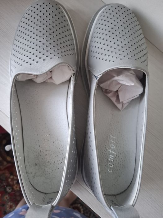 Продам слипоны 41 размер