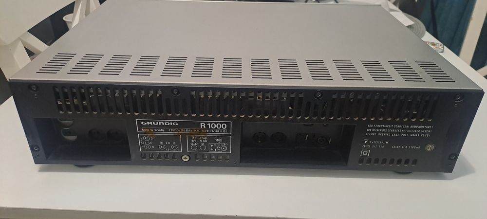 Receiver Grundig  R1000