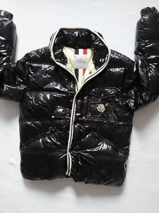 Moncler Branson M48 мъжко пухено яке 100%пух, черен лак ,водойстойчиво