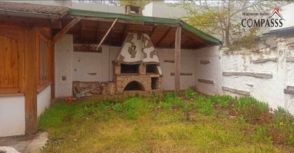 Продава се Склад в Добрич, ЖП Гара - 1680 кв.м за 93 €/кв.м - Снимка #4