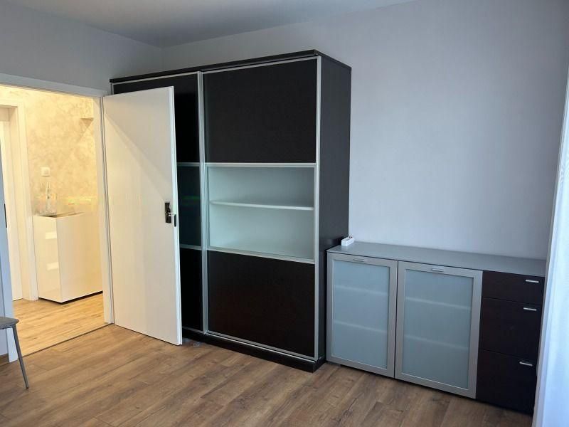 Дава се под наем Тристаен апартамент в София, Красно село - 65 кв.м за 575 € - Снимка #6