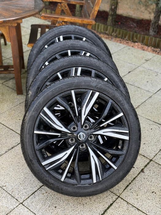 Set 4 jante bicolore aluminiu cu 4 cauciucuri Good Year 225/45 R19