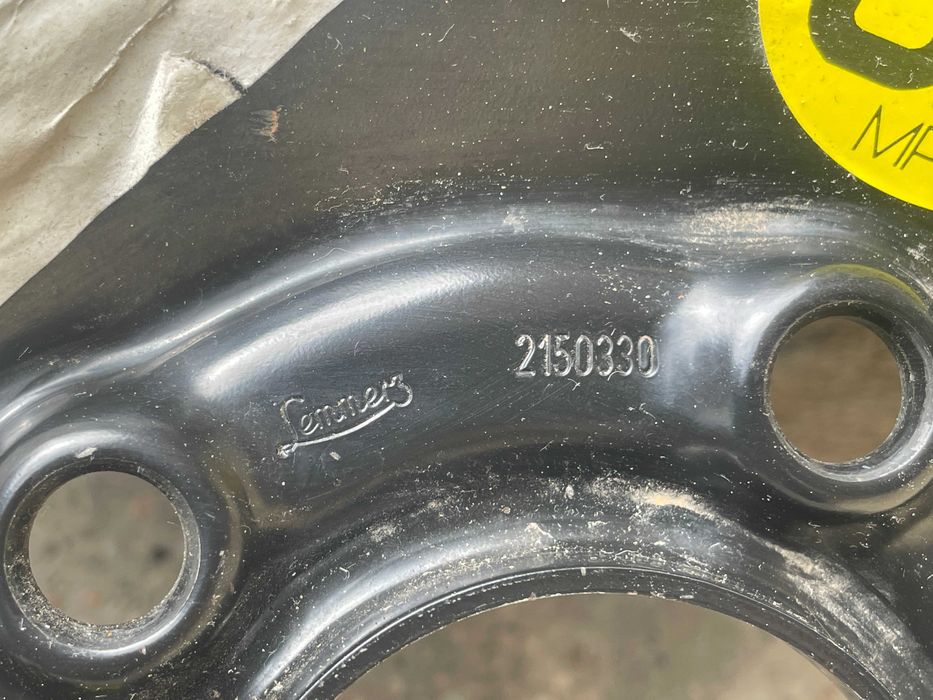 Патерица Резервна гума  T 125/90 R15