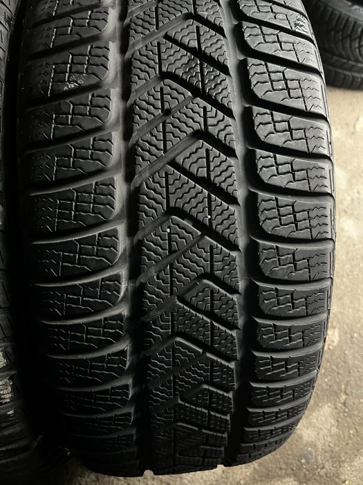 Два баллона 245//40//20 – Пирелли