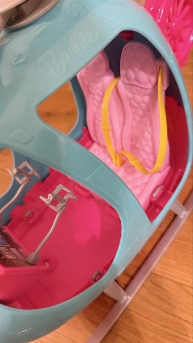 Barbie хеликоптер 15€