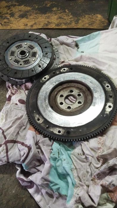 Продам сцепления с маховиком в сборе.