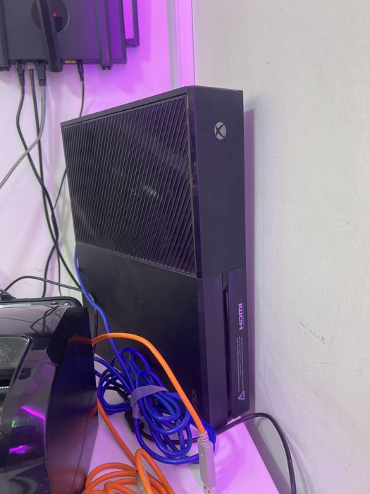Xbox One Fat активный
