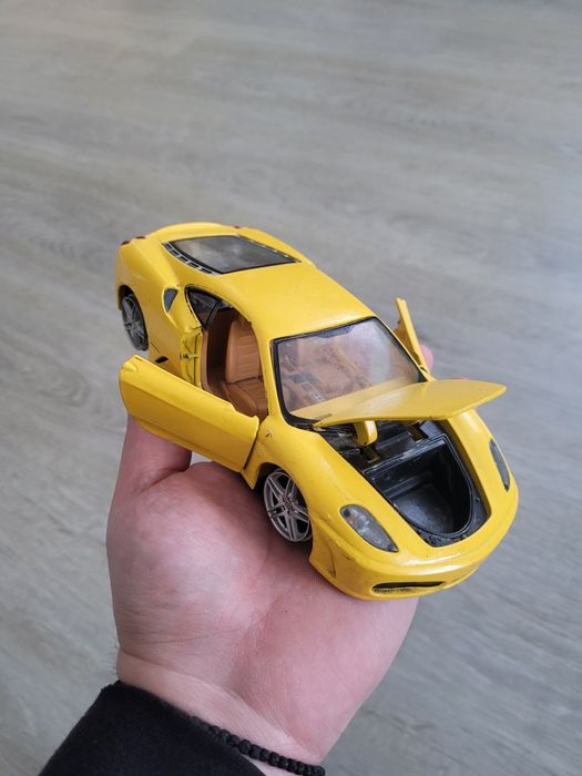 Macheta Ferrari F430, scara 1/24, pt piese,doar in Cluj,30 lei