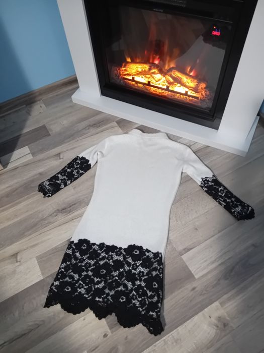 Vând rochie de iarna Mexton, marime universala