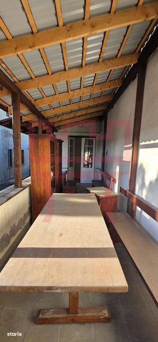 Apartament nemobilat sau birou in casa 160mp zona Emil Isac