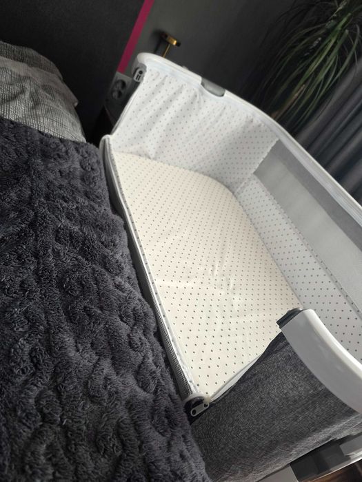 Next to me - Кошара с 6 нива и повивалник