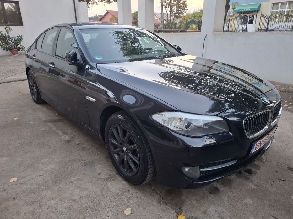 BMW Seria 5 2012 — imagine 2