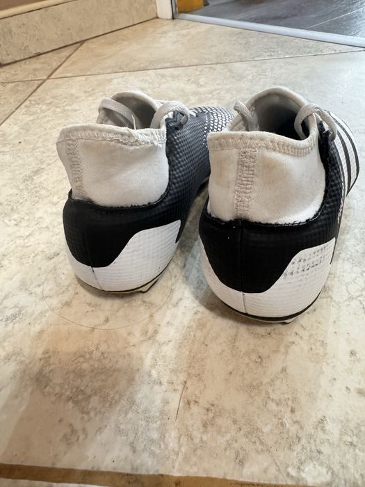 Детски бутонки Adidas