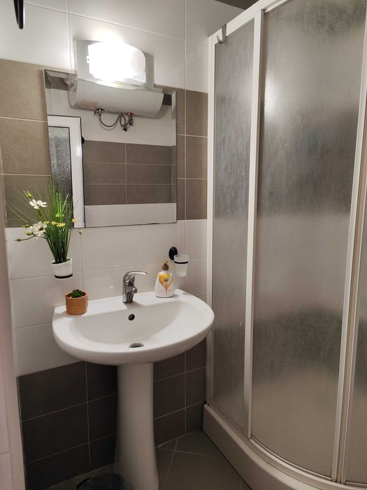 Дава се под наем Двустаен апартамент в Бургас, Сарафово - 65 кв.м за 408 € - Снимка #7