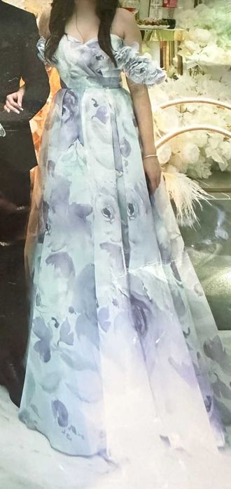 Продам платье вечернее