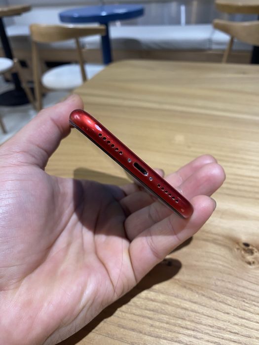Iphone XR Red product