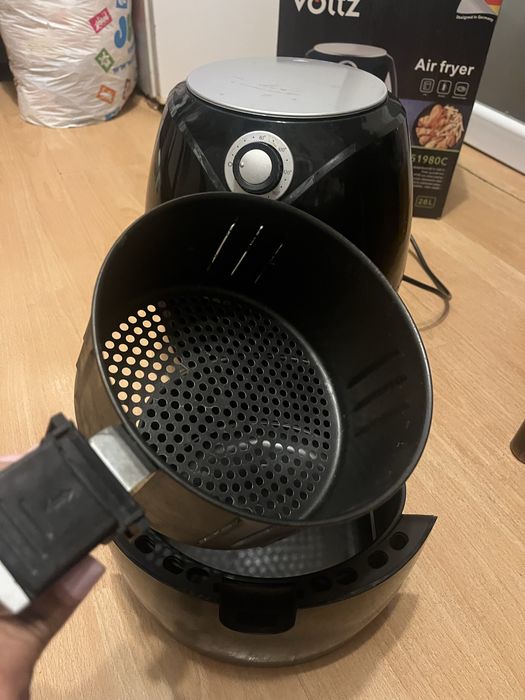 Фритюрник с горещ въздух Voltz