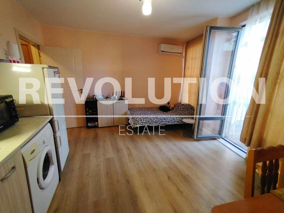 Дава се под наем Едностаен апартамент в Варна, Колхозен пазар - 30 кв.м за 250 € - Снимка #5