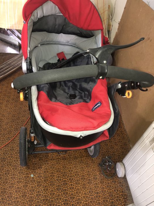 Коляска всесезенная Чико Chicco