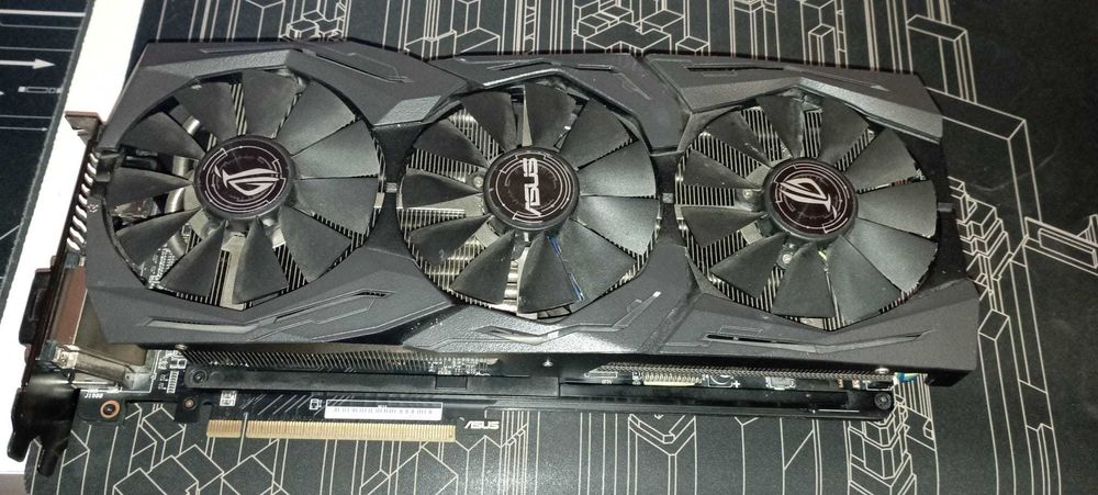 Placa Video ASUS ROG Strix RX VEGA56 Gaming DEFECTA