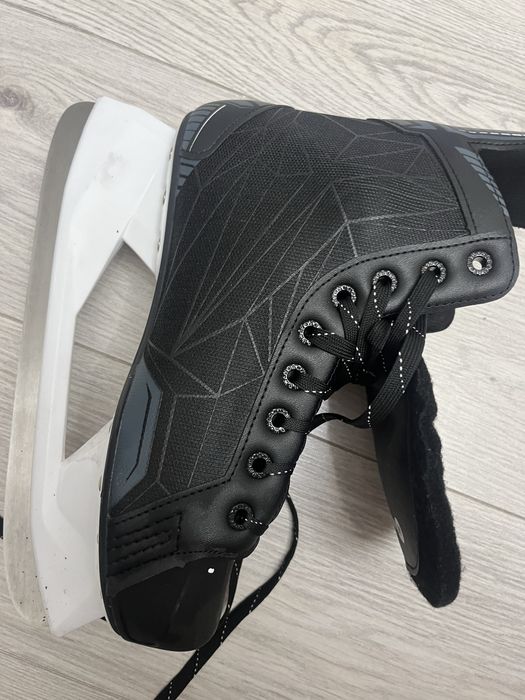 Коньки мужские размер 42