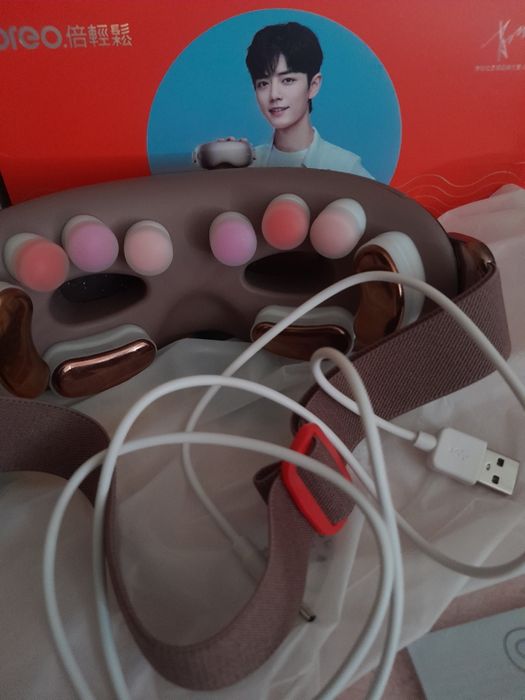 Массажёр для глаз.