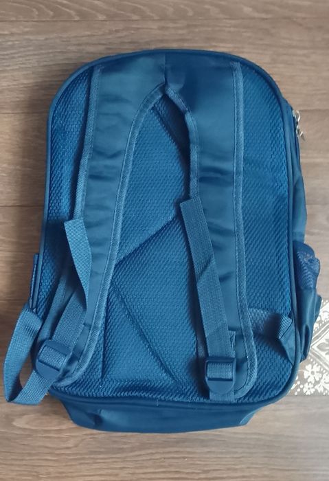 Продам школьный рюкзак