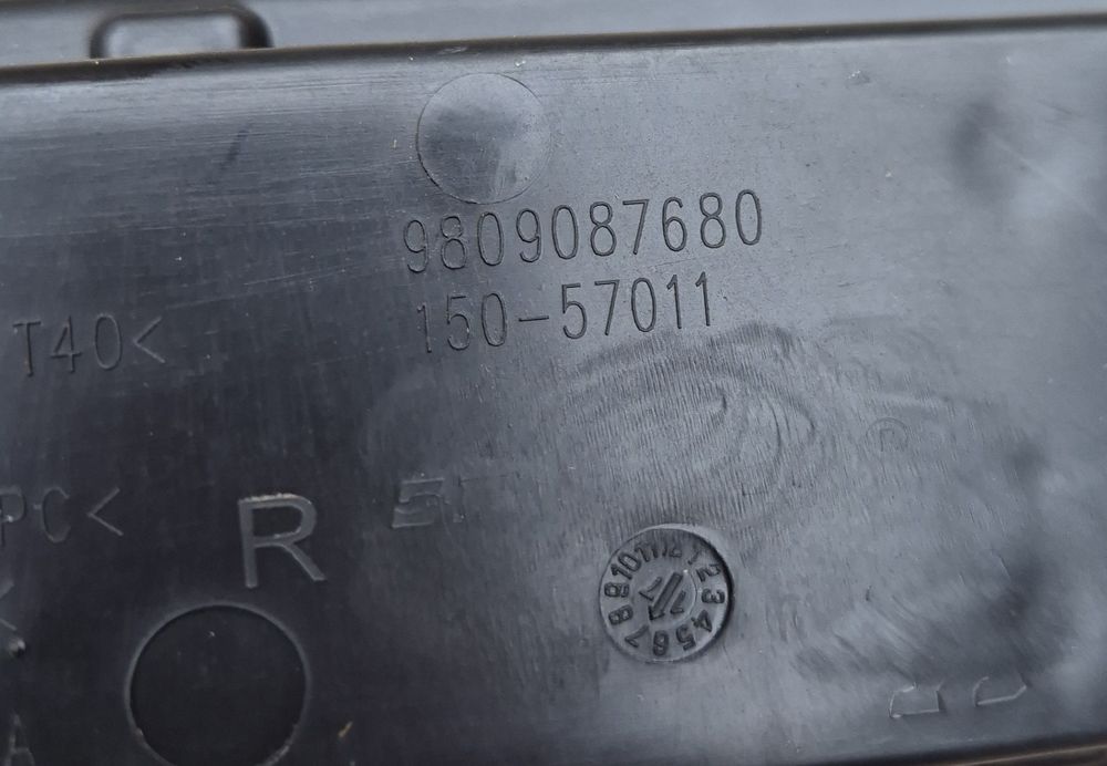 Lumini de zi/semnalizari dreapta peugeot 508 2015-2018