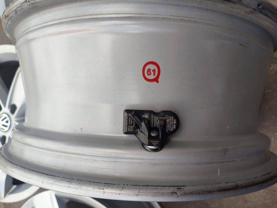 17" оригинални алуминиеви джанти за Vw Tiguan,Passat,Caddy...