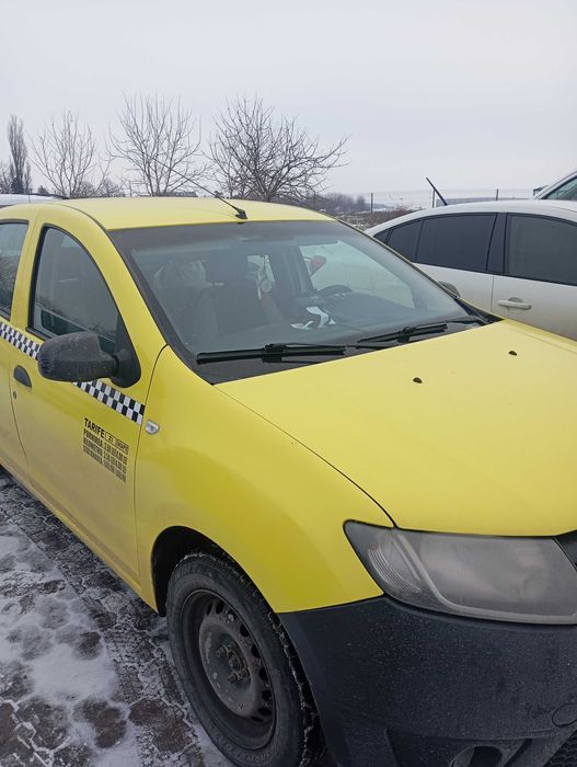 Vând Dacia Logan urgent