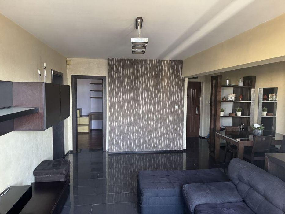 Дава се под наем Тристаен апартамент в София, Надежда 3 - 80 кв.м за 697.17 € - Снимка #1