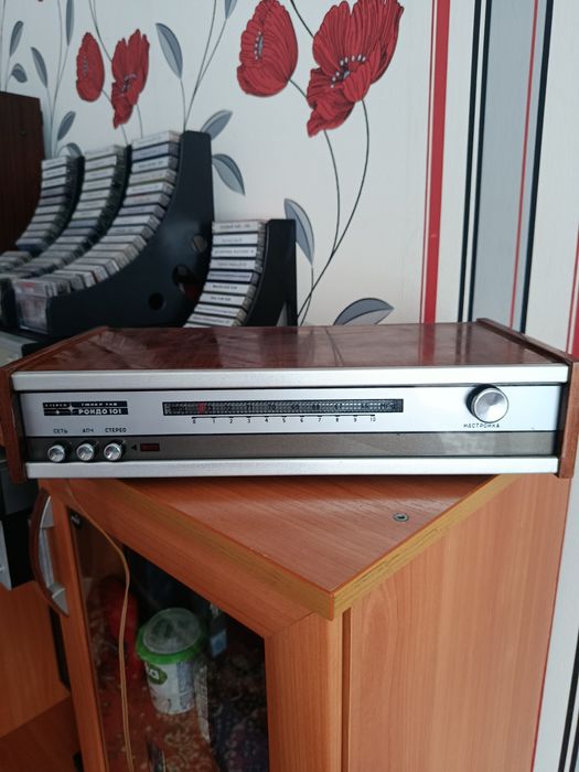 Продам тюнер Рондо