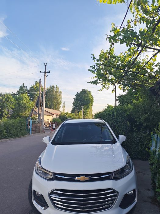 Продаётся авто Трекер 1