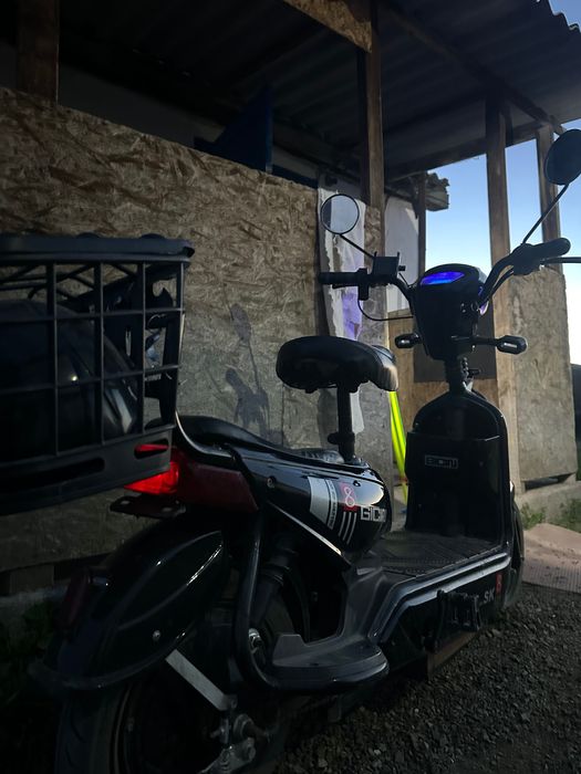 Элеутроскутер Ск8 80.000