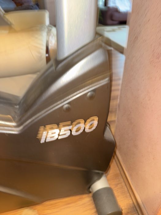 bicicletă fitness verticală comercială ,Impulse IB500.