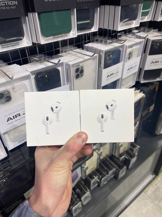 Новый Apple AirPods 4 and AirPods 4 anc • Наушники •