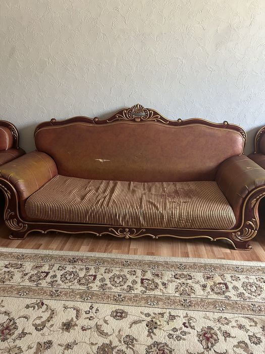 Комплект диван 3 размера для реставрации