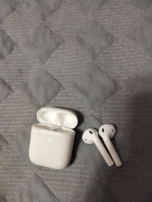 Продам айрподсы наушники