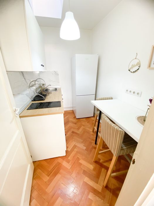 Apartament 2 camere ultracrentral plata cu card de vacanta