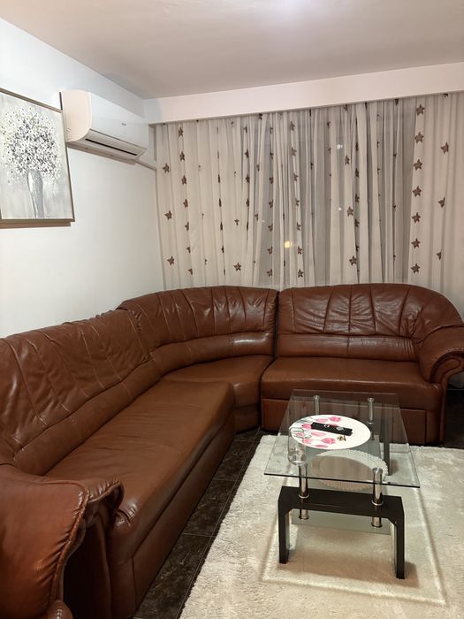 Coltar din piele maro extensibil