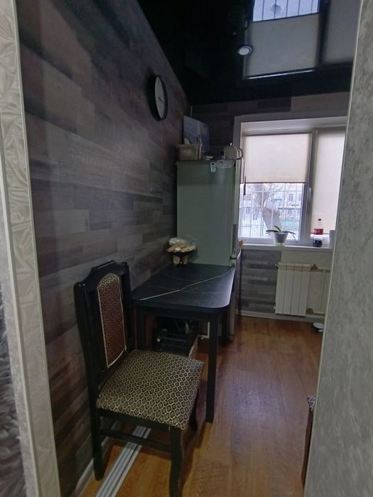 Продам двух комнатную квартиру