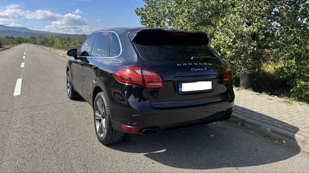 PORSCHE Cayenne 2011 — imagine 3