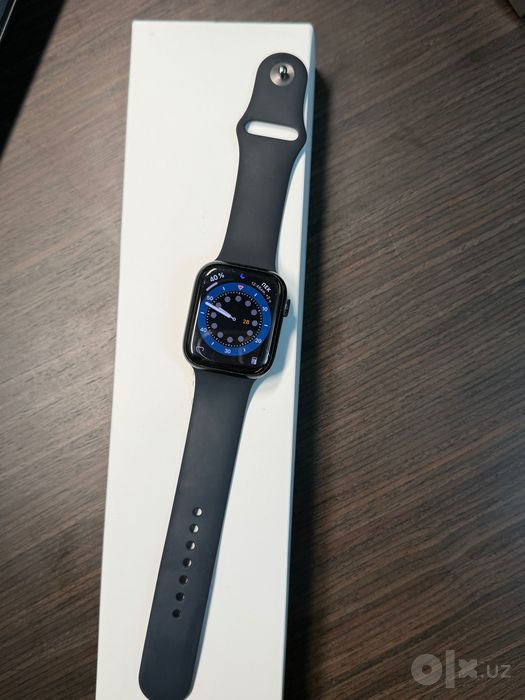 Apple Watch 8 series 45mm